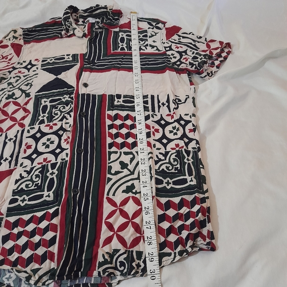 ● Fashion Nova Men Etnic Print - Picture 2 of 10